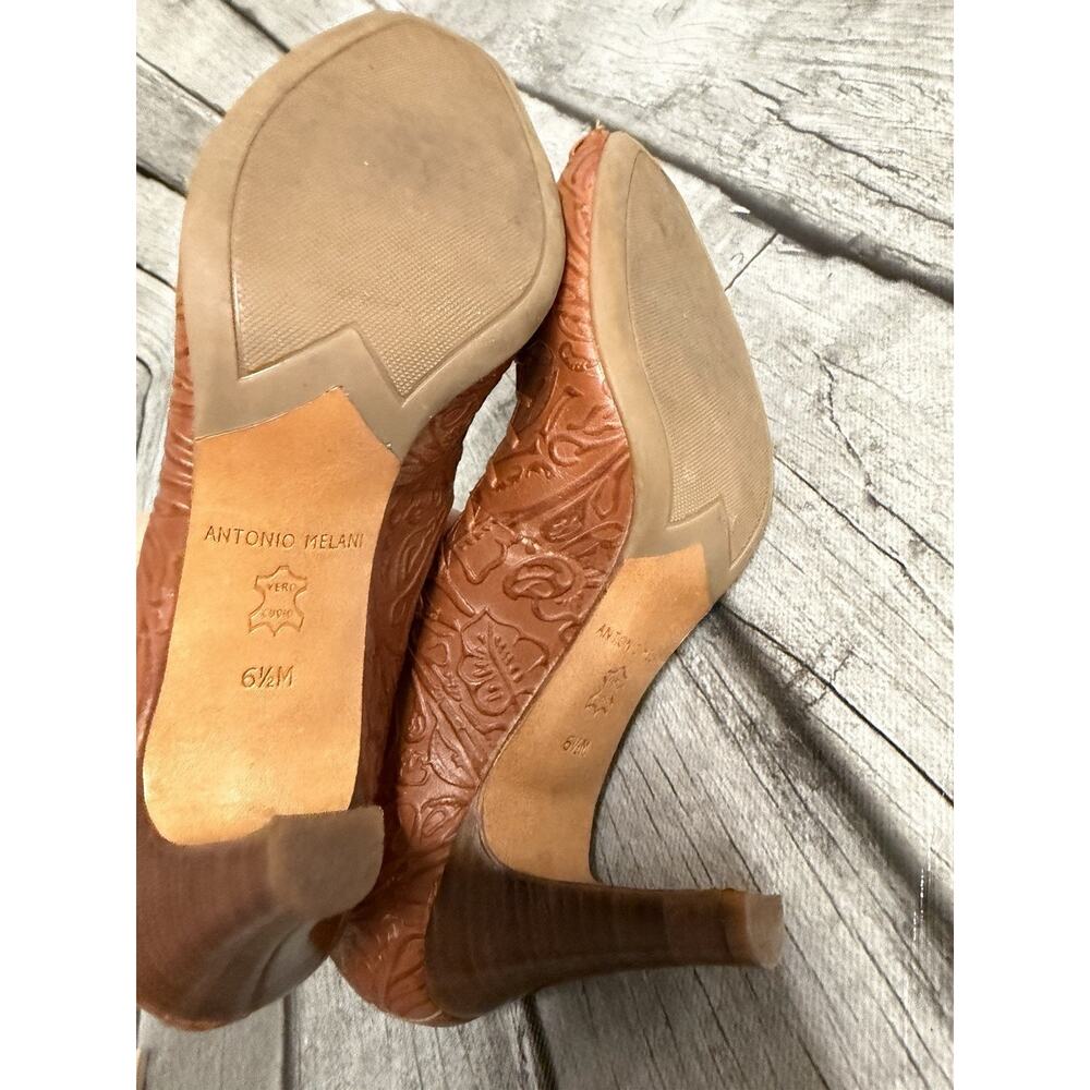 Women’s ANTONIO MELANI Brown Leather Embossed Peep-Toe Heels Sz 6.5 Western Vibe - Picture 7 of 8